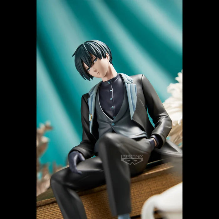 blue lock figure, anime figure, rin itoshi figure, sweets flavor, banpresto figure, front view with background, close up view