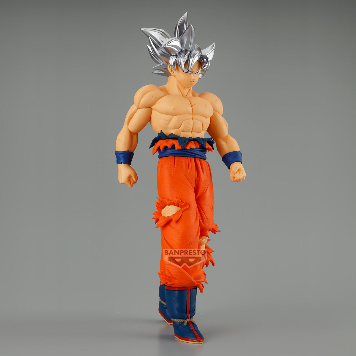 dragon ball figure, anime figure, goku figure, son goku figure, solid edge works figure, ultra instinct figure, banpresto figure, side view