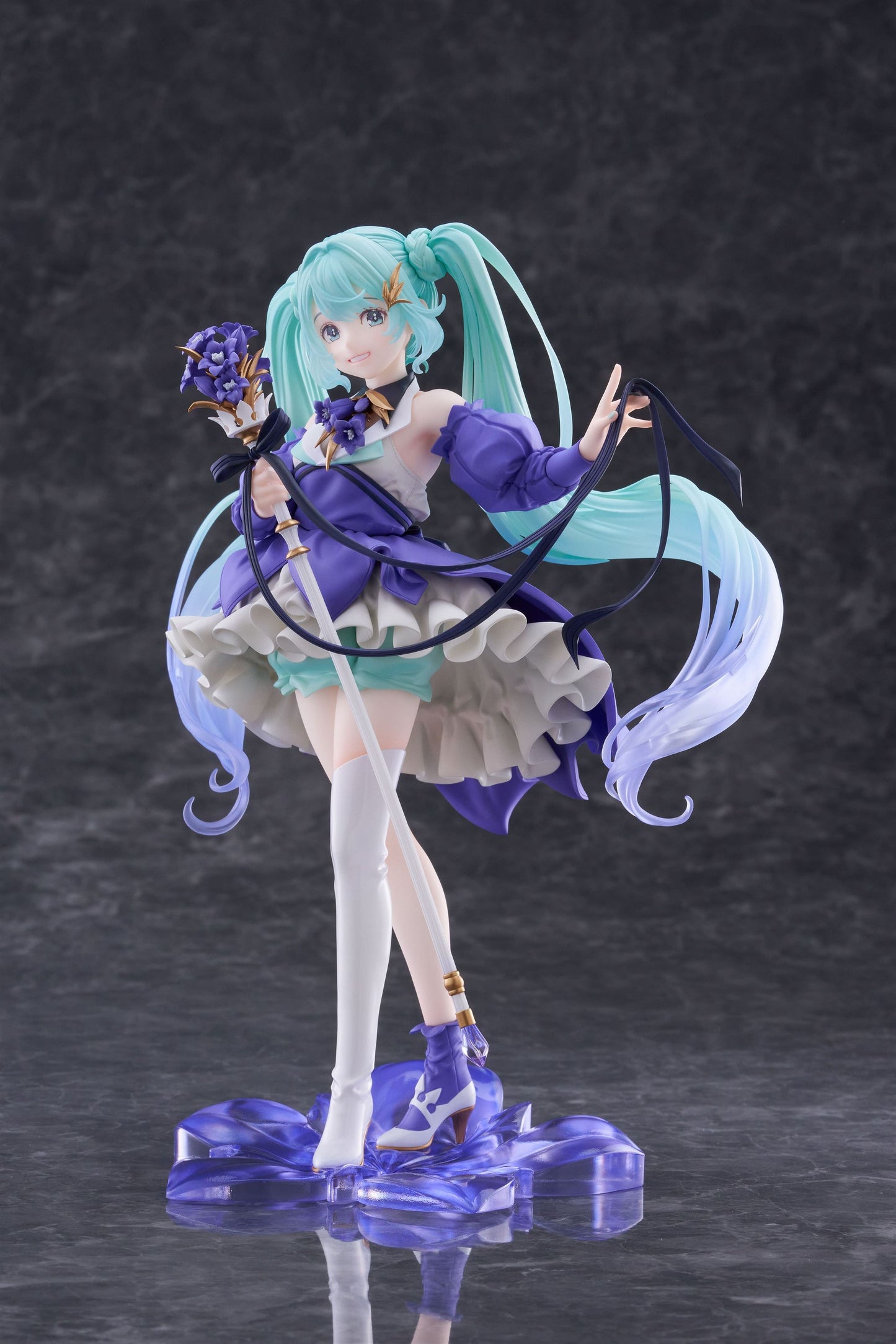 AMP+ Figure - Hatsune Miku - Birthday 2024 (Flower Ver.)