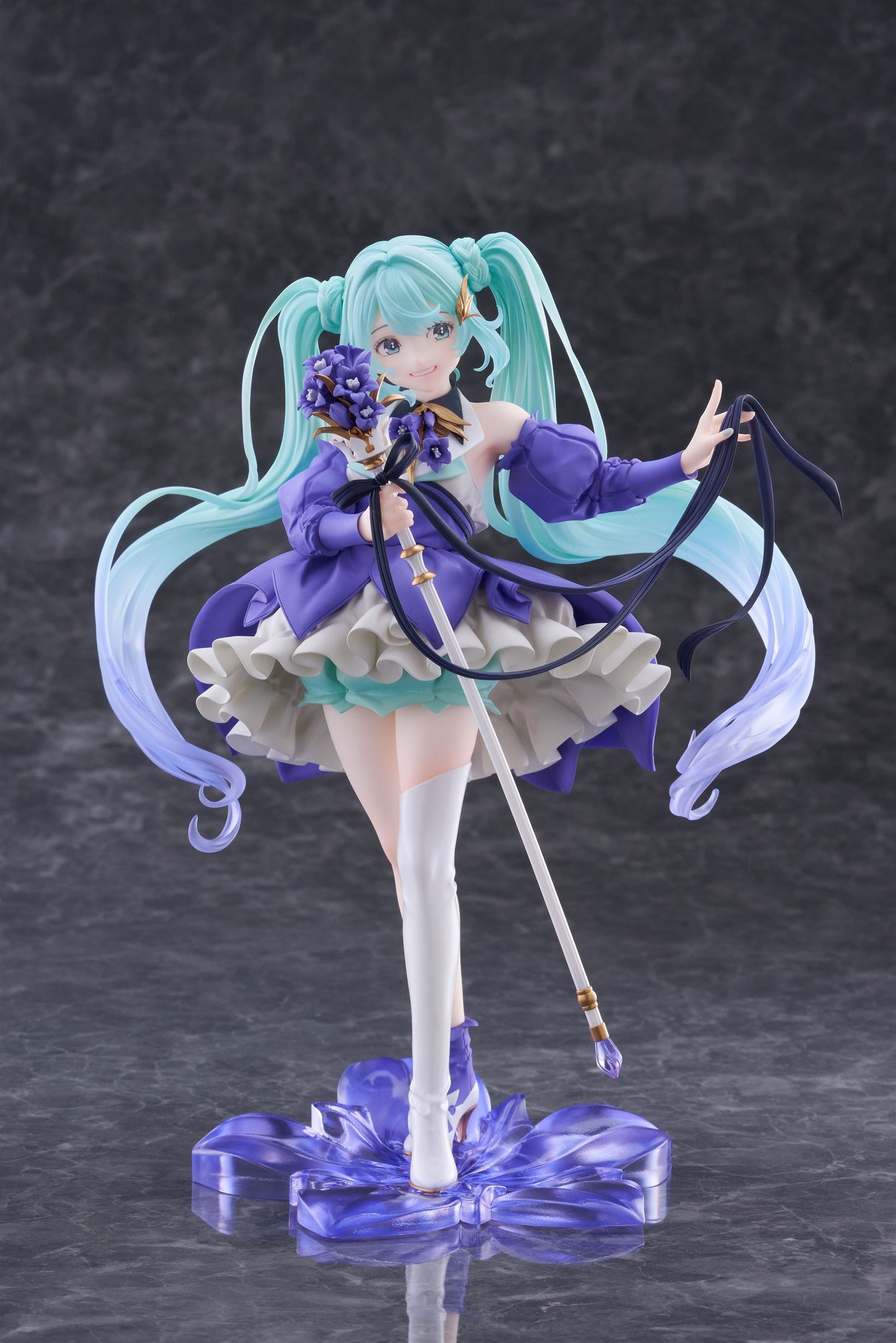 AMP+ Figure - Hatsune Miku - Birthday 2024 (Flower Ver.)