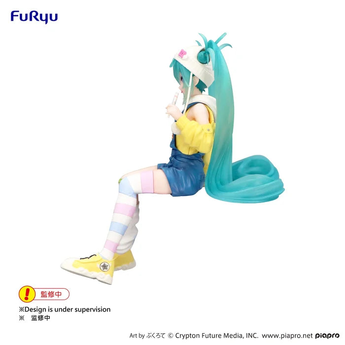 vocaloid figure, anime figure, hatsune miku figure, noodle stopper figure, lollipop version, furyu figure, FR36996, side view