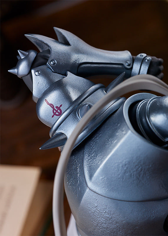 fullmetal alchemist figure, anime figure, alphonse elric, pop up parade figure, goodsmile figure, G94520, side view with background, close up view