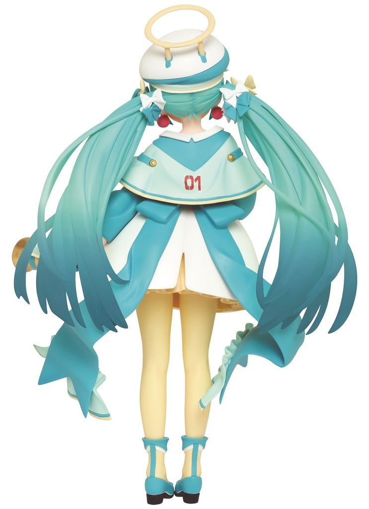 Hatsune Miku - 2nd Season Figure (Winter ver.)