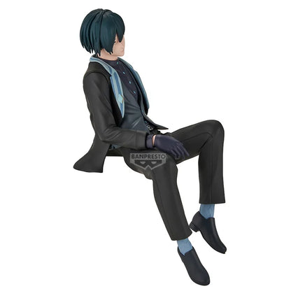 blue lock figure, anime figure, rin itoshi figure, sweets flavor, banpresto figure, side view